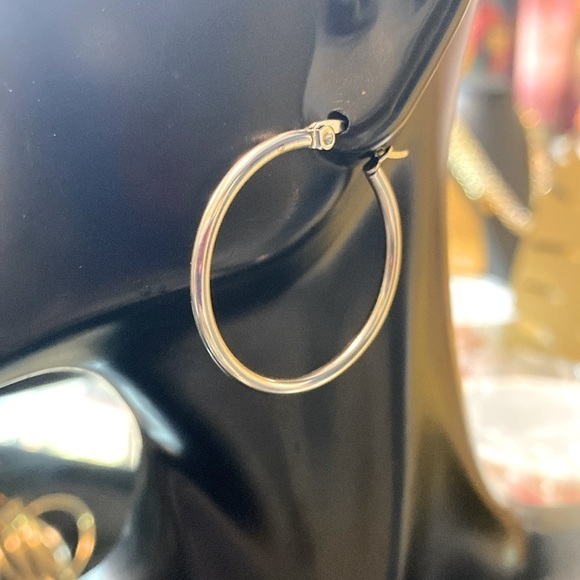 Earrings Silver Hoops New 21$
